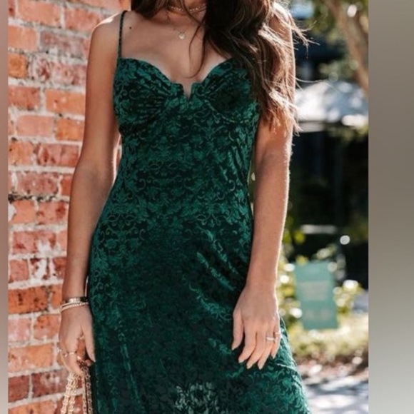 Vici Velvet Green Floral Midi Split Dress Size Small - Picture 2 of 3